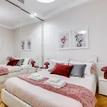 Bdc - The Platinum 2-Bdr Apt @Spanish Steps